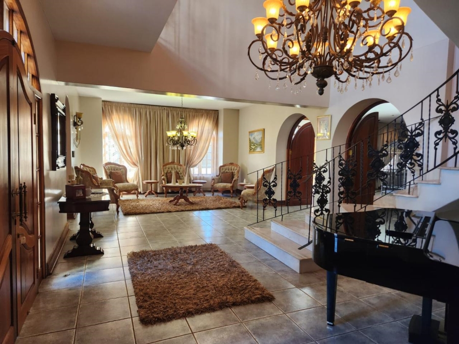 4 Bedroom Property for Sale in Wilkoppies North West
